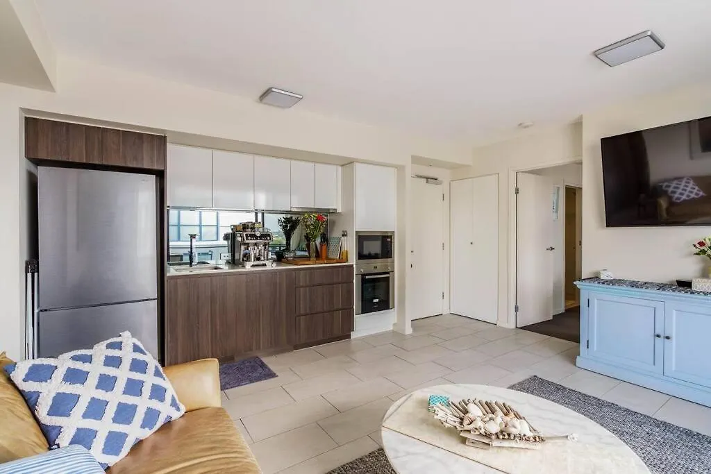 Daire Mooloolaba, First Ave. First Light Apt Ocean Views Avustralya