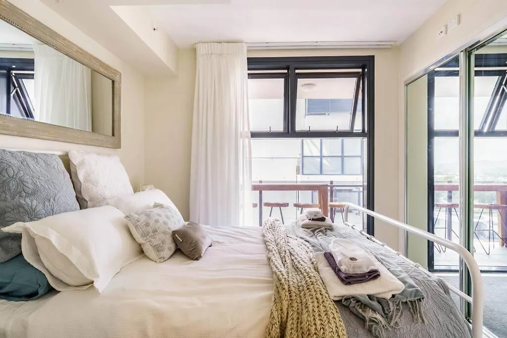 Mooloolaba, First Ave. First Light Apt Ocean Views